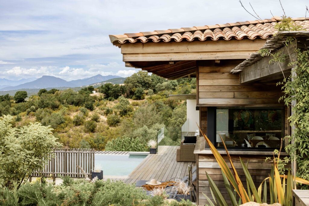 14B7B831-3DB5-4F7A-BD40-EE350D7A83E5